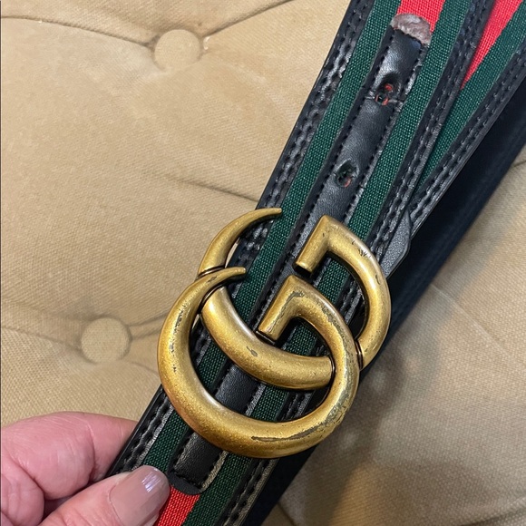 Gucci Black Leather Belt with Green and Red Web & Brass Double G Buckle - Picture 3 of 6
